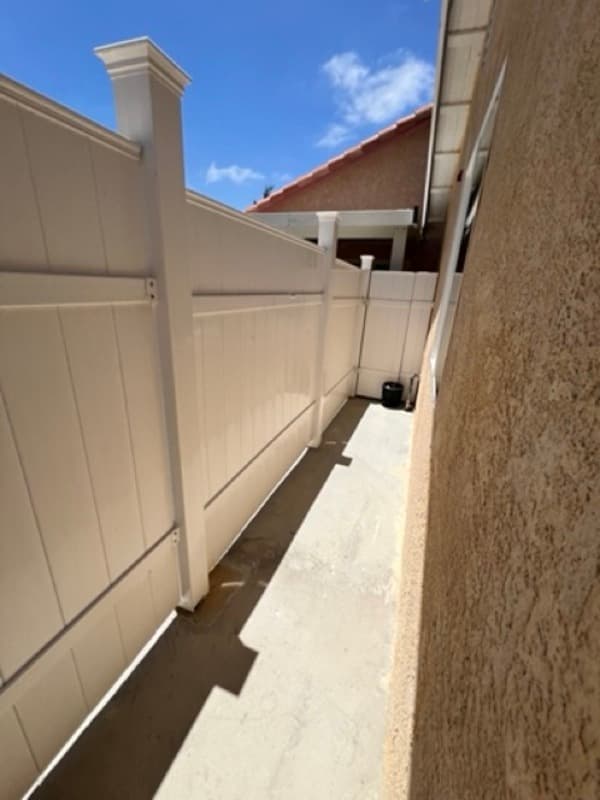 San Diego Condo: 1529 Duarte Place