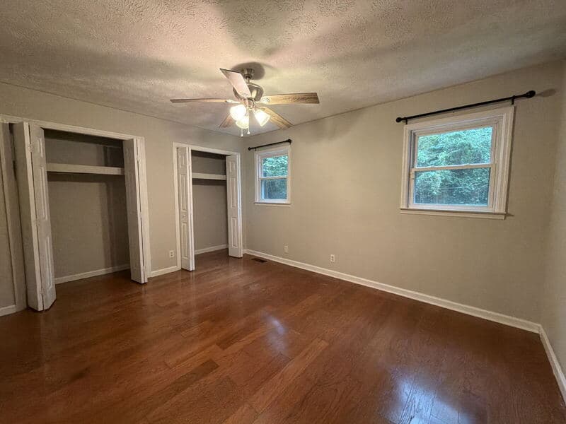 Macon House: 1121 Santa Fe Trail