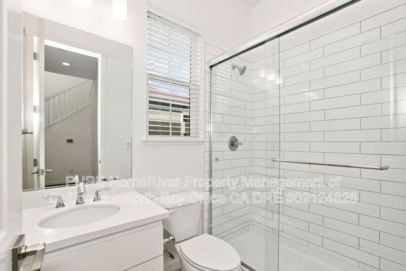 Santa Rosa House: 1718 Linden Lane