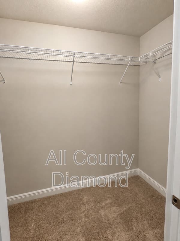Callaway House: 5940 Callaway Circle