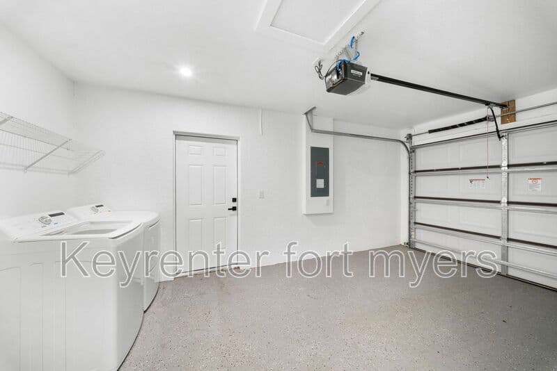 Lehigh Acres House: 668 CHEMSTRAND ST E
