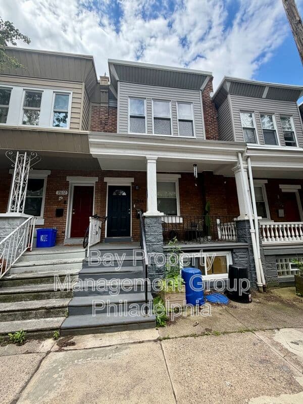 Philadelphia House: 2614 Ingersoll St