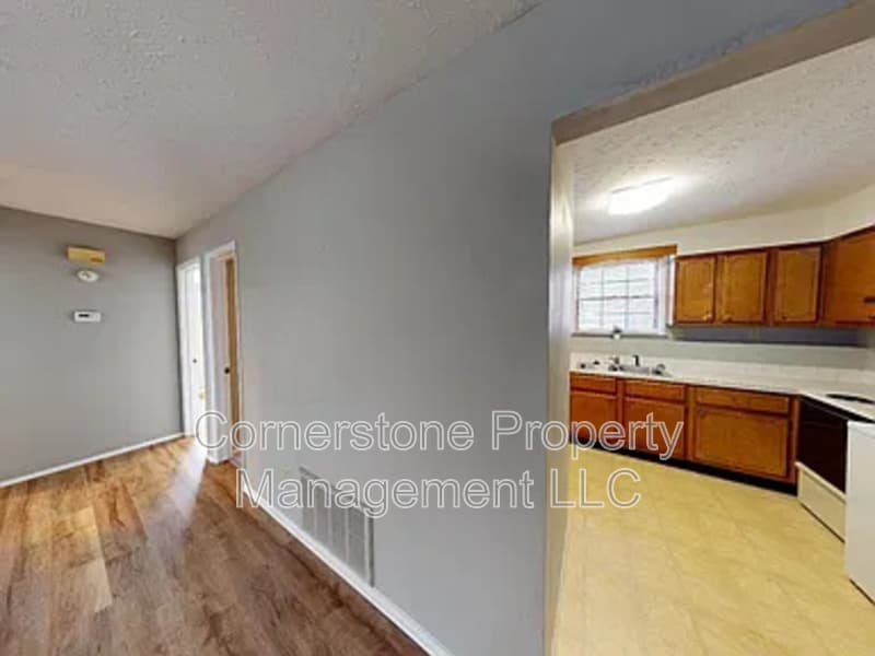 Lawrence Condo: 1102 Ohio Street - 1