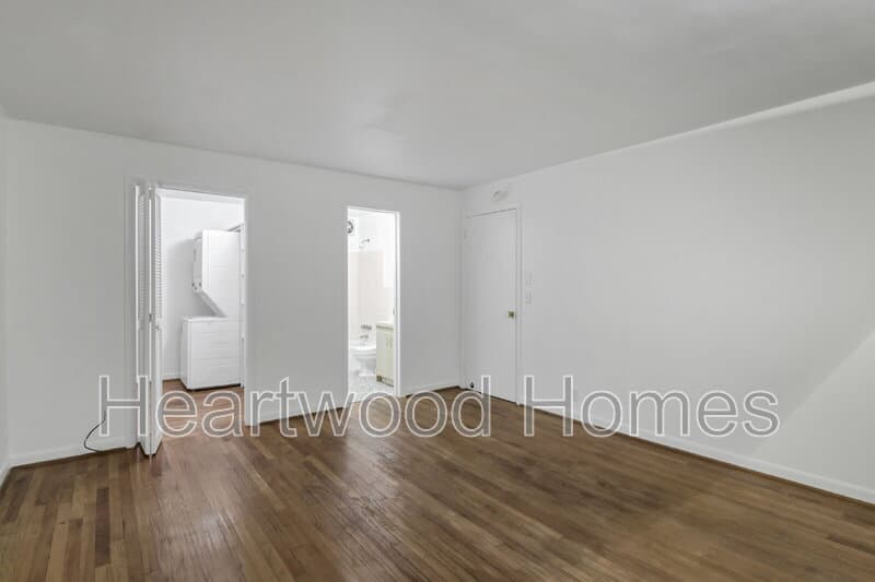 Columbia Condo: 934 Laurens Street