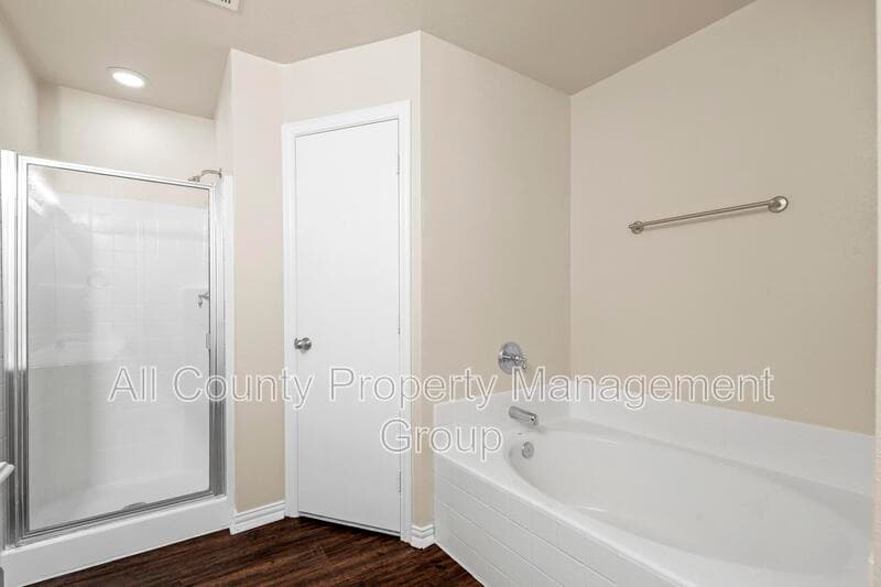 Fort Worth House: 4541 High Cotton Trail