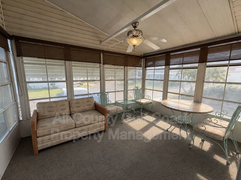Parrish House: 9808 Cape Haze Cir