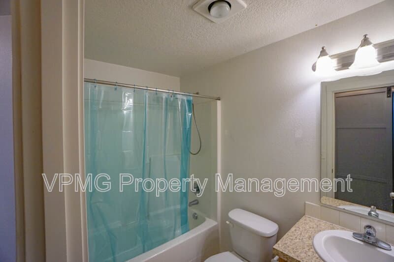 Vancouver Townhome: 7808 NE 60th St