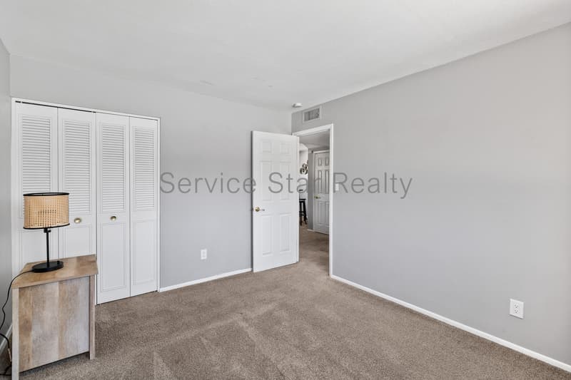 Scottsdale House: 5620 N 83rd St