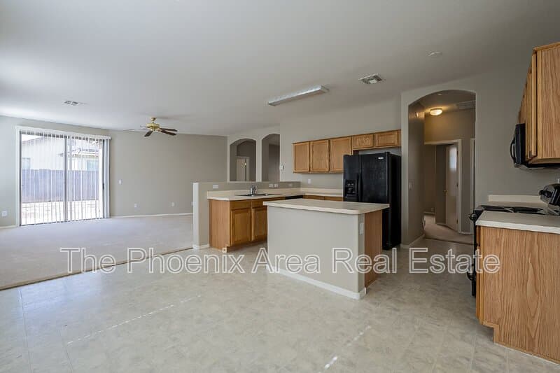 San Tan Valley House: 3103 W Dancer Ln