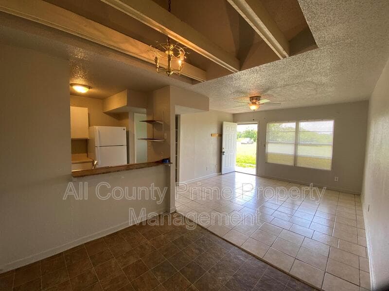 Eagle Lake Condo: 500 Austin Road