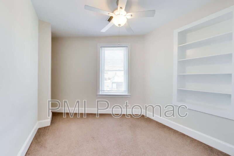 Washington Condo: 1952 Calvert Street Northwest
