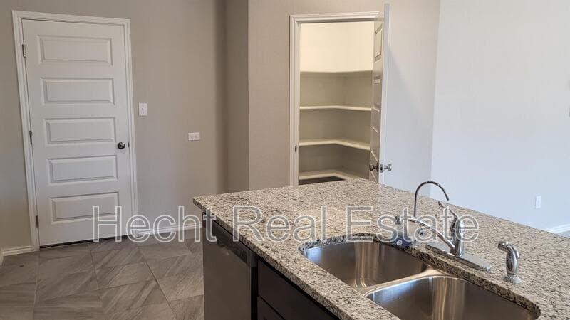 Seguin House: 2440 Ayers Drive