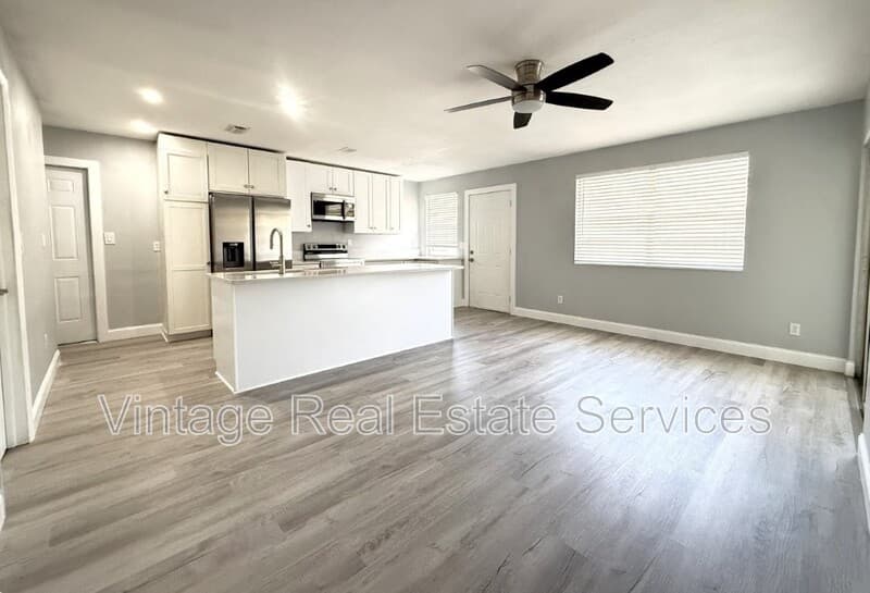 Palm Harbor Condo: 1231 Illinois Ave