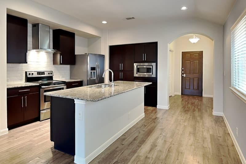 Heartland House: 2112 Danibelle Dr