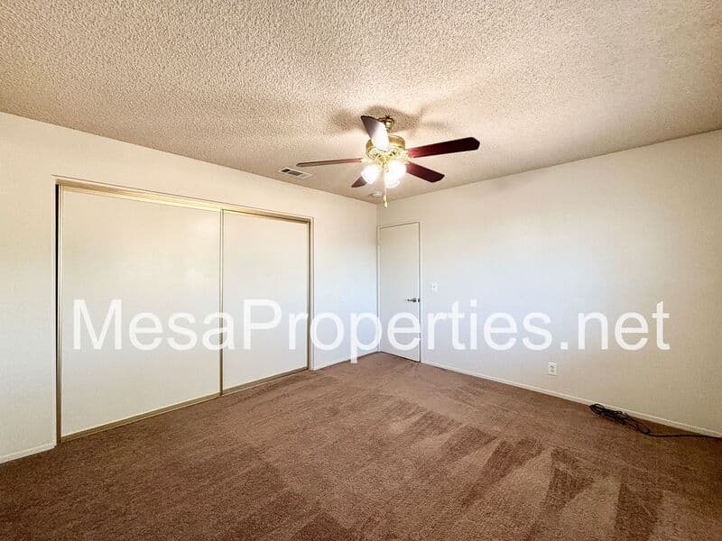 Hesperia House: 15019 Spruce St.
