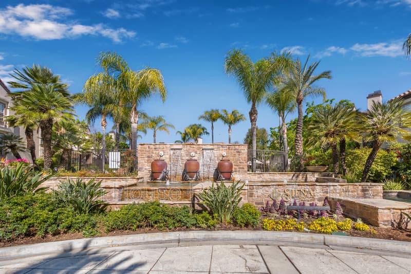 Valencia Condo: 24157 Del Monte Drive