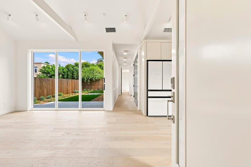 Solana Beach House: 424 North Rios Avenue