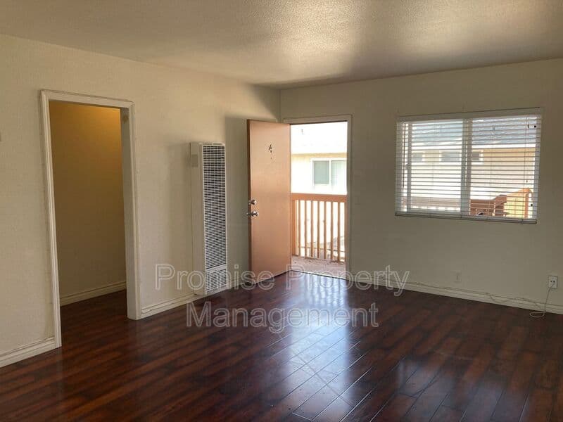 Oceanside Condo: 706 N. Freeman