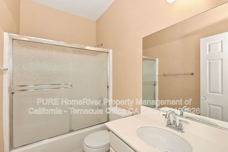 Menifee House: 29778 Cheshire Court