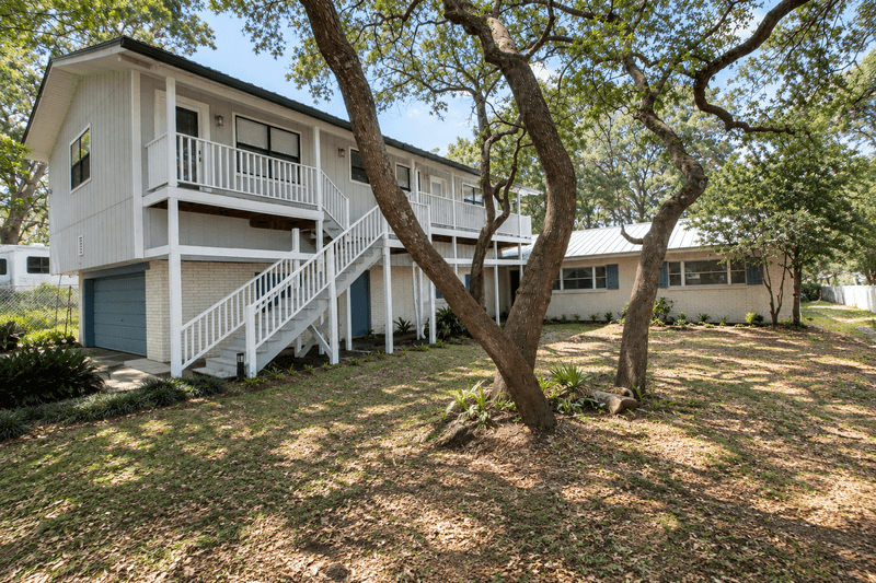 Shalimar House: 45 Warwick Drive