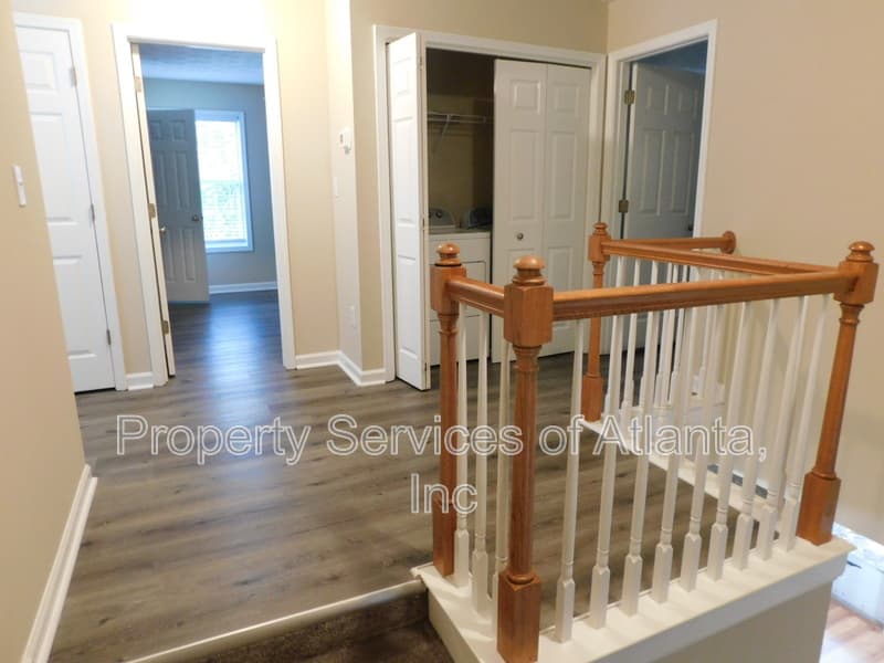 Marietta House: 2506 Waterstone Way