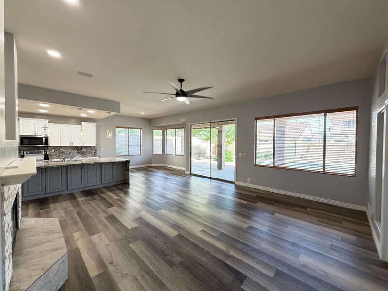 Phoenix House: 16823 S 14th Ln