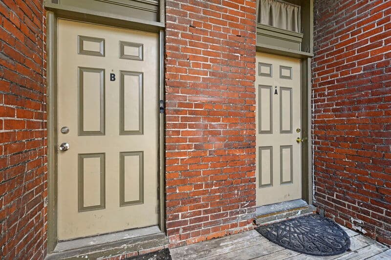 Saint louis Condo: 1704 S Tucker Blvd