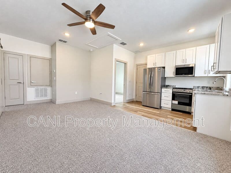 Orlando House: 724 Ellwood Avenue