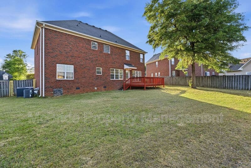Evans House: 330 Gardenia Drive