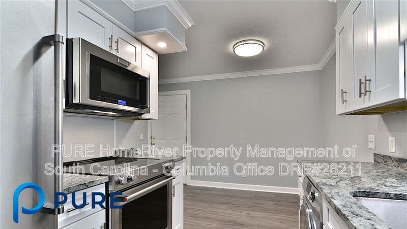 Columbia House: 1311 Old Manor Road