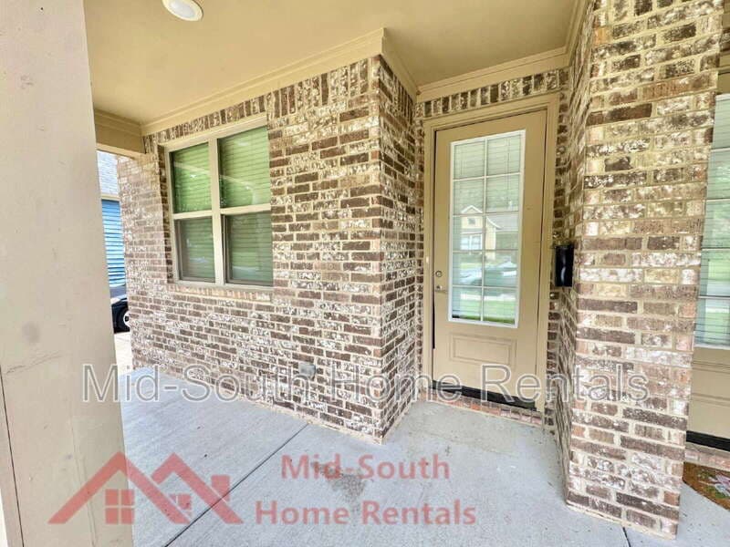 Memphis Townhome: 82 N Rembert St