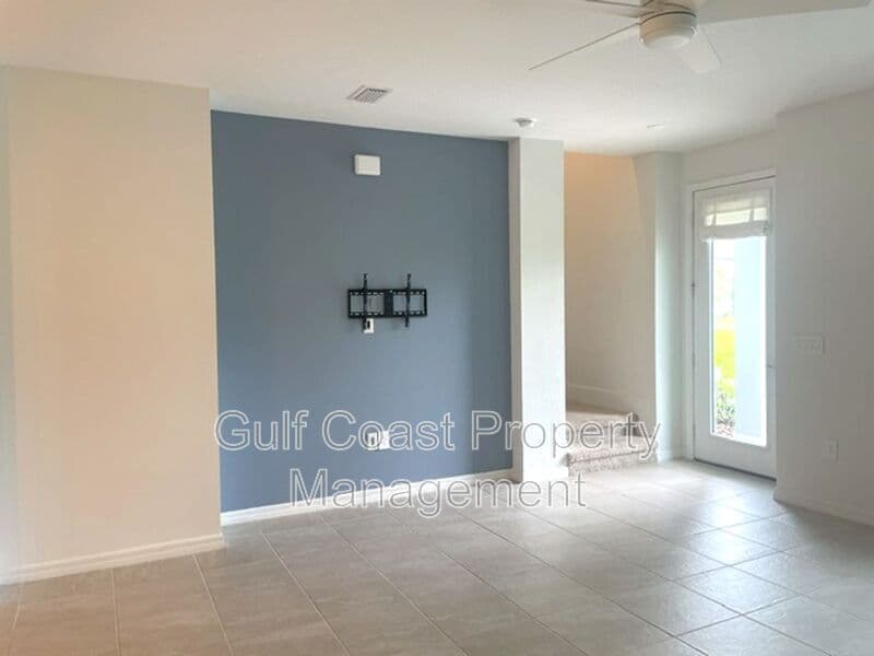 sarasota House: 1908 Swivel Lane