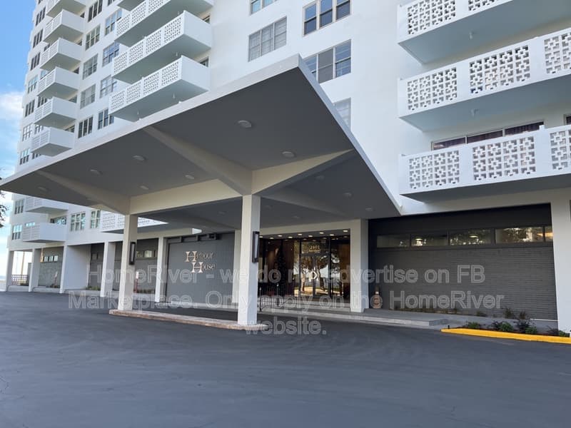 Tampa House: 2401 Bayshore Blvd