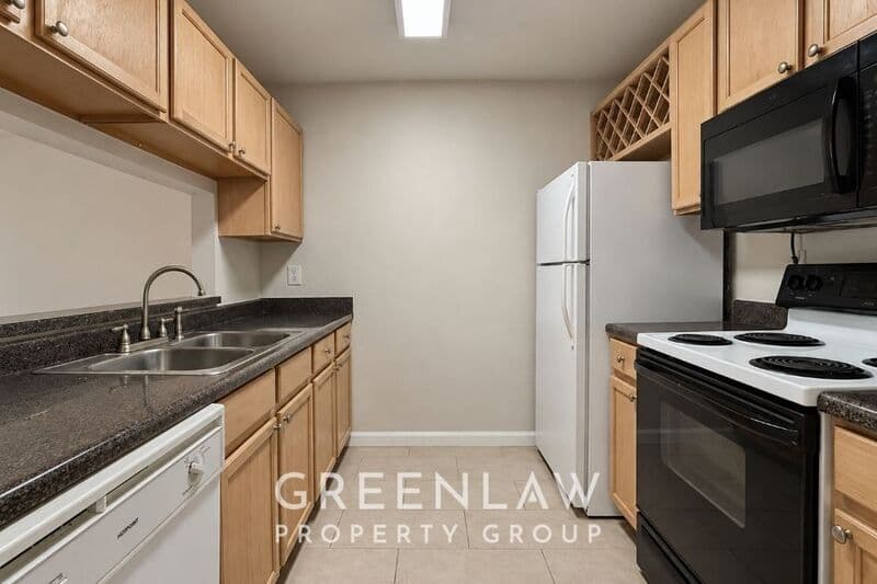 Atlanta Condo: 3655 Habersham Road NE