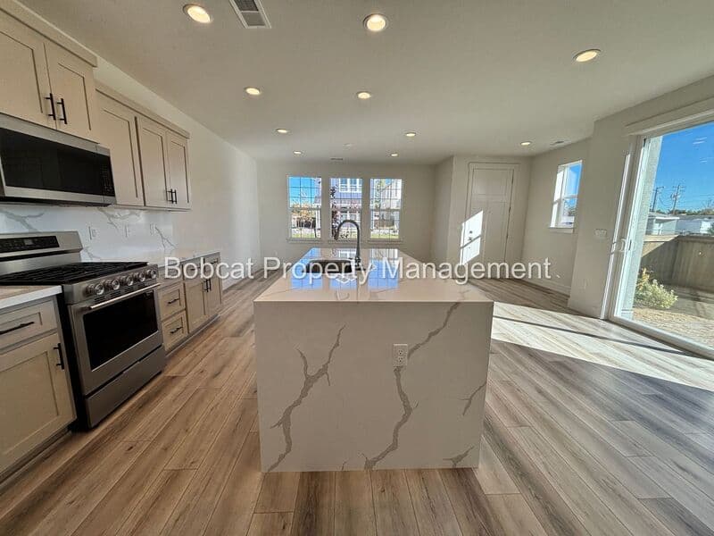 Carson City House: 1383 Vine Gate Rd