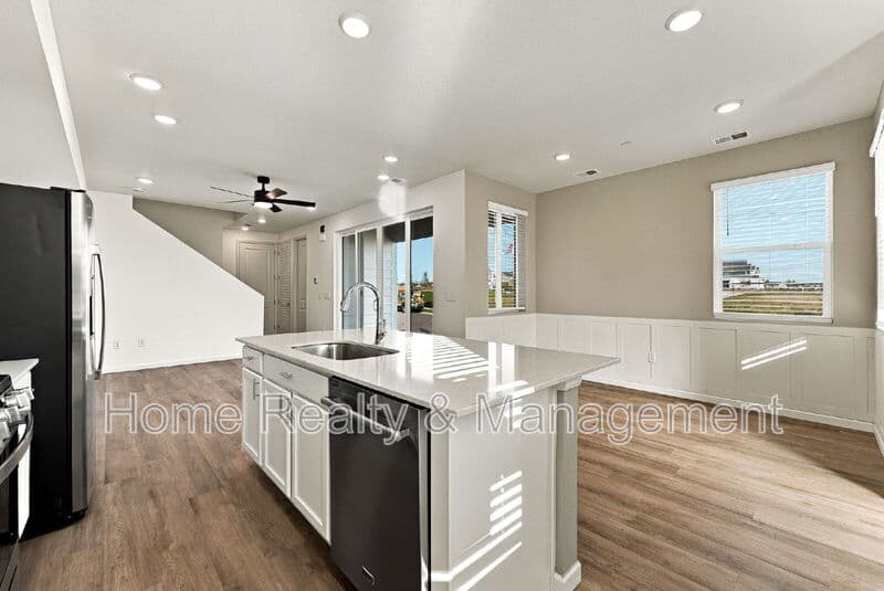 Erie Townhome: 1364 Penner Dr