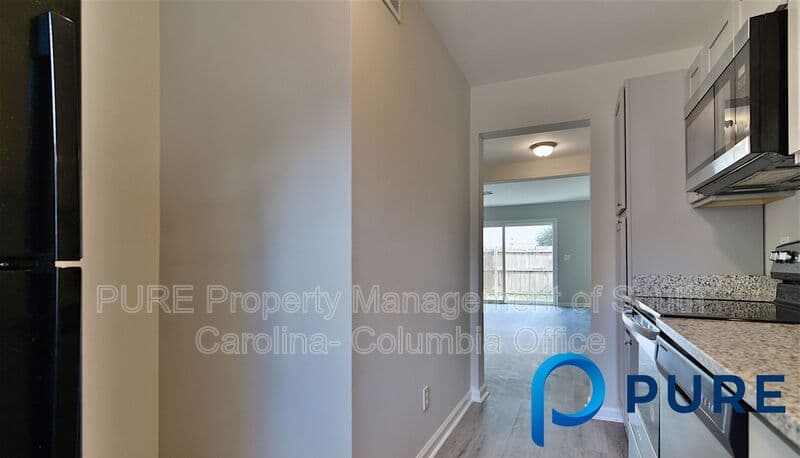 Columbia House: 308 Percival Rd