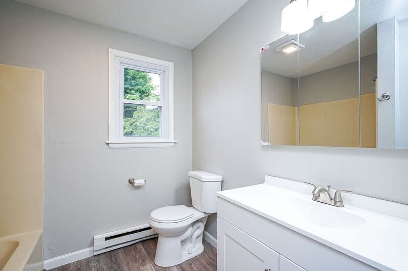 Springfield Condo: 48-50 Rifle St