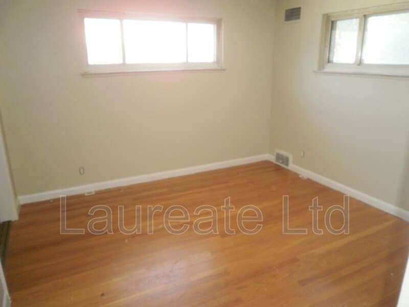 Aurora House: 2332 Oakland St.