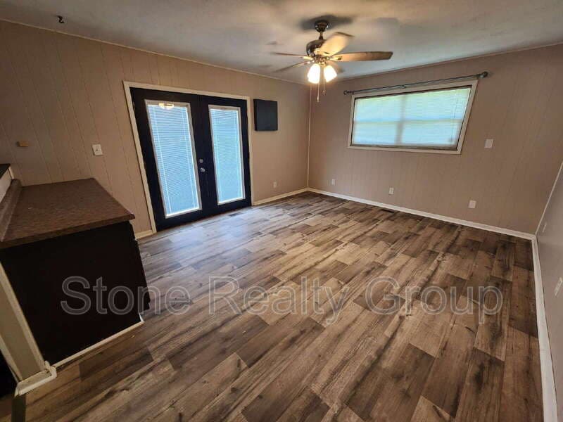 Terre Haute House: 2401 East Harlan Drive