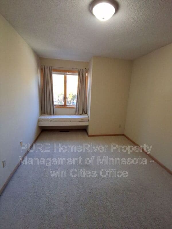 Rochester House: 2008 Hill Pl SW