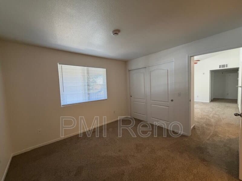 Reno Condo: 6850 Sharlands Ave