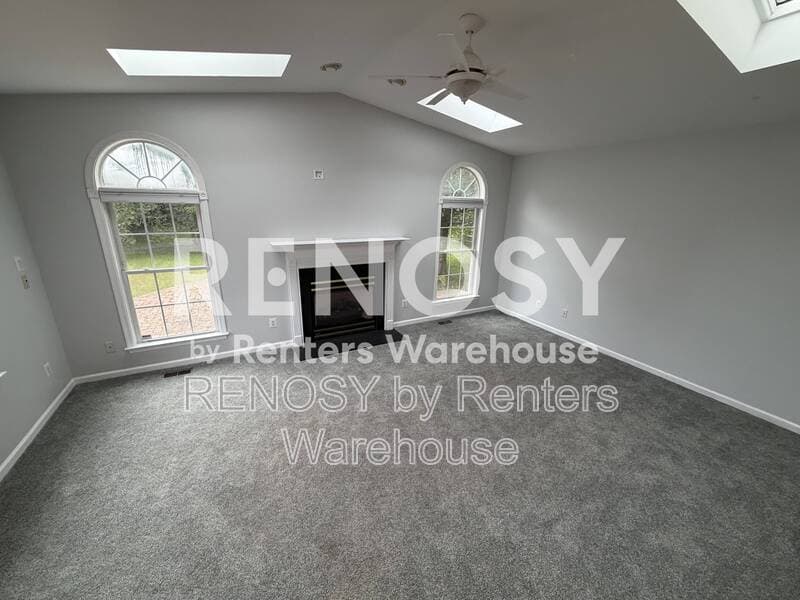 Forest Hill House: 345 Spenceola Pkwy