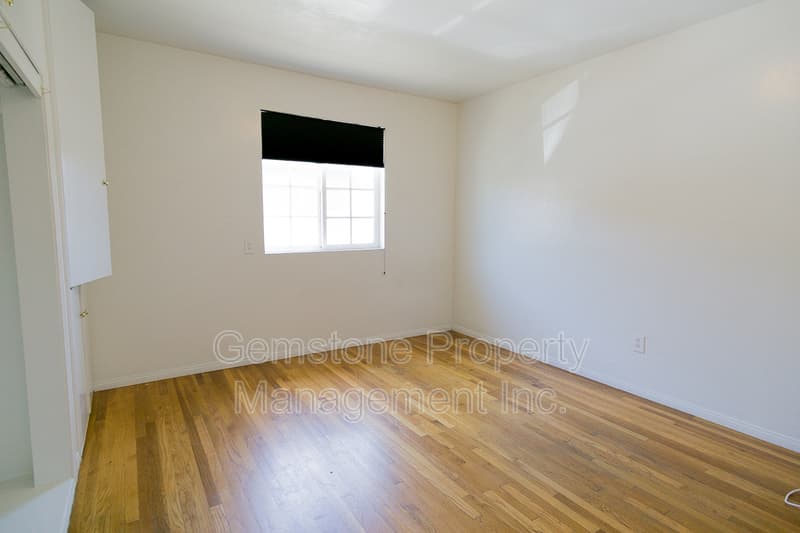 San Diego House: 4938 Art St