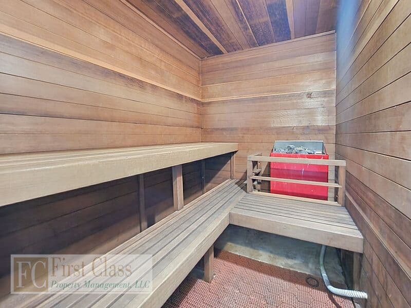 BEAVERTON Condo: 4824 SW MURRAY BLVD