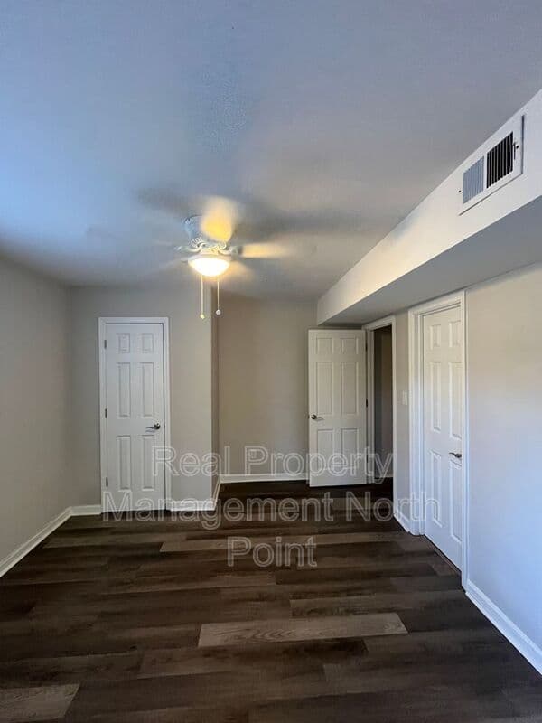Tucker House: 3434 Palace Ct