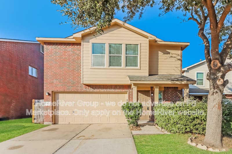 Houston House: 12803 Blue Timbers Ct