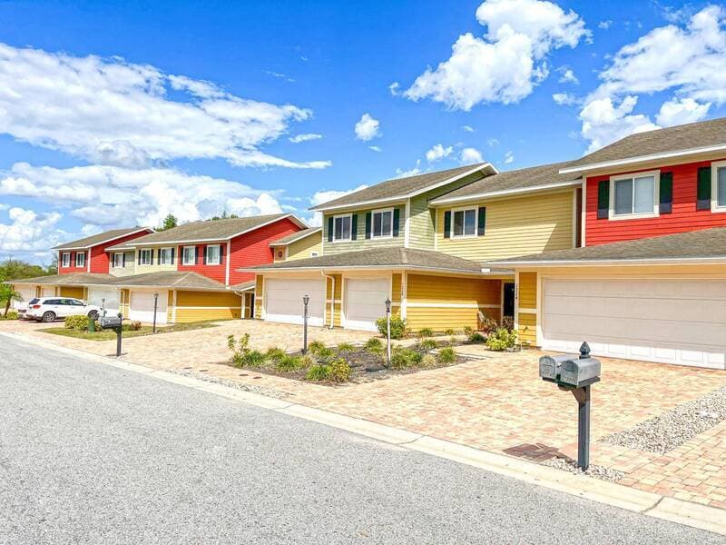 Winter Haven Townhome: 1314 Evergreen Court