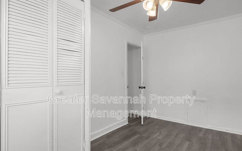 Savannah House: 612 West 42nd Street