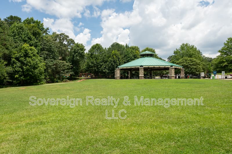 Norcross Condo: 6624 Ramsgate Way
